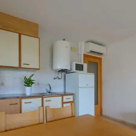 Zeus Sant Jordi Apartment *