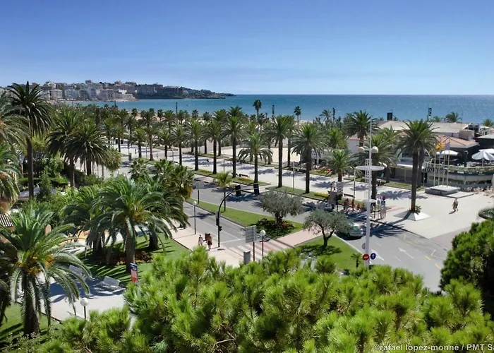 Zeus Sant Jordi Apartmán Salou